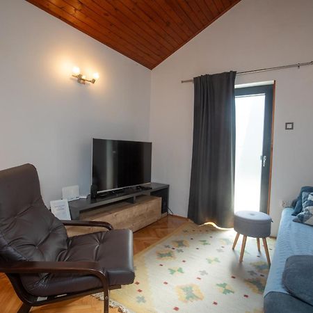 Apartmani Nena I Branko Premantura Esterno foto