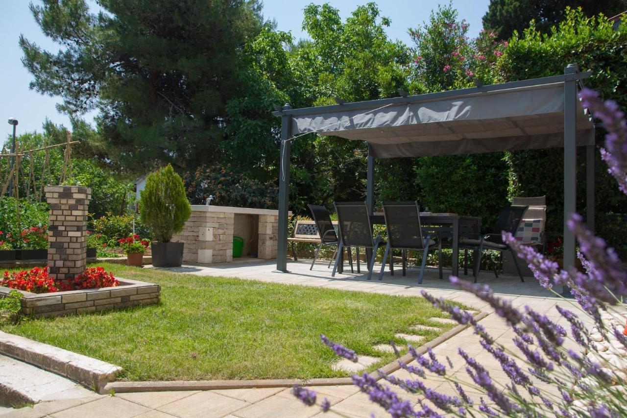 Apartmani Nena I Branko Premantura Esterno foto