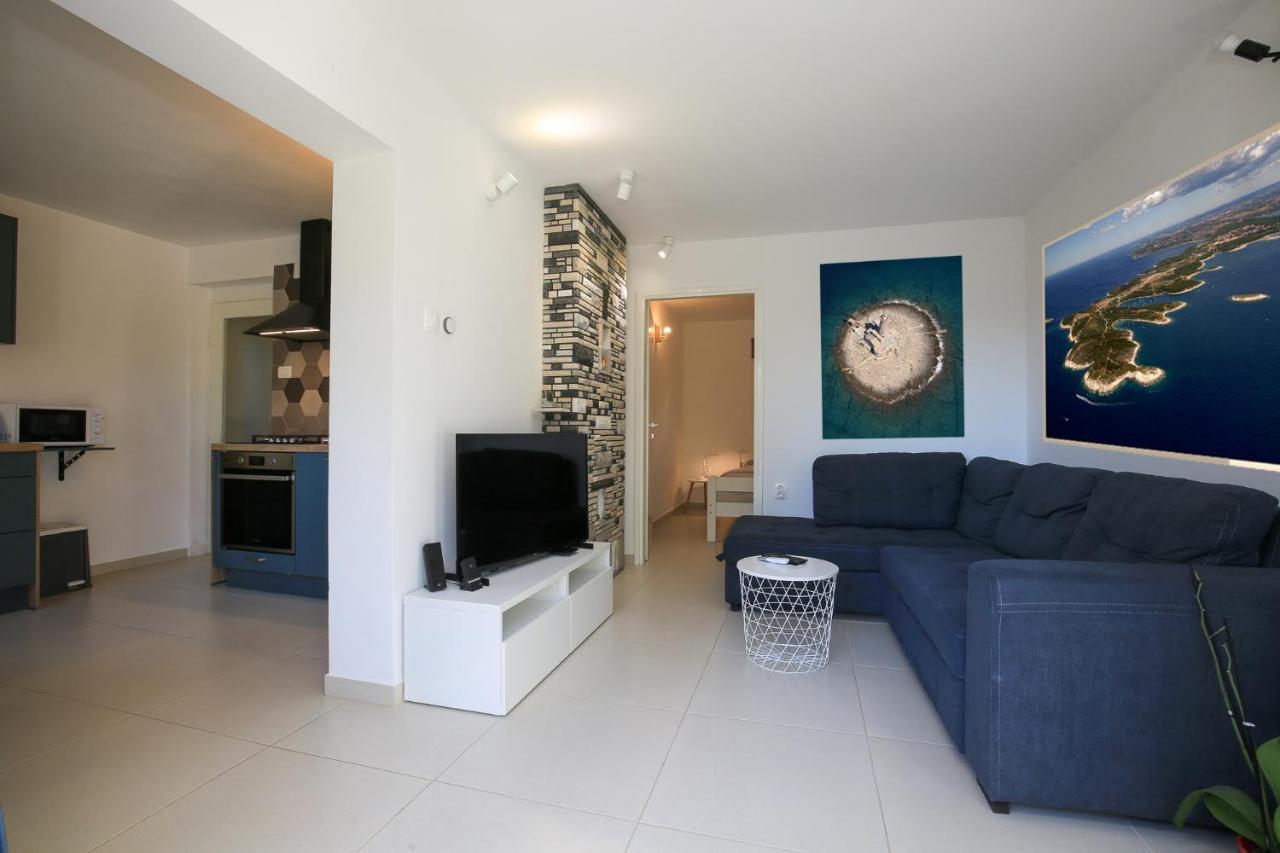 Apartmani Nena I Branko Premantura Esterno foto