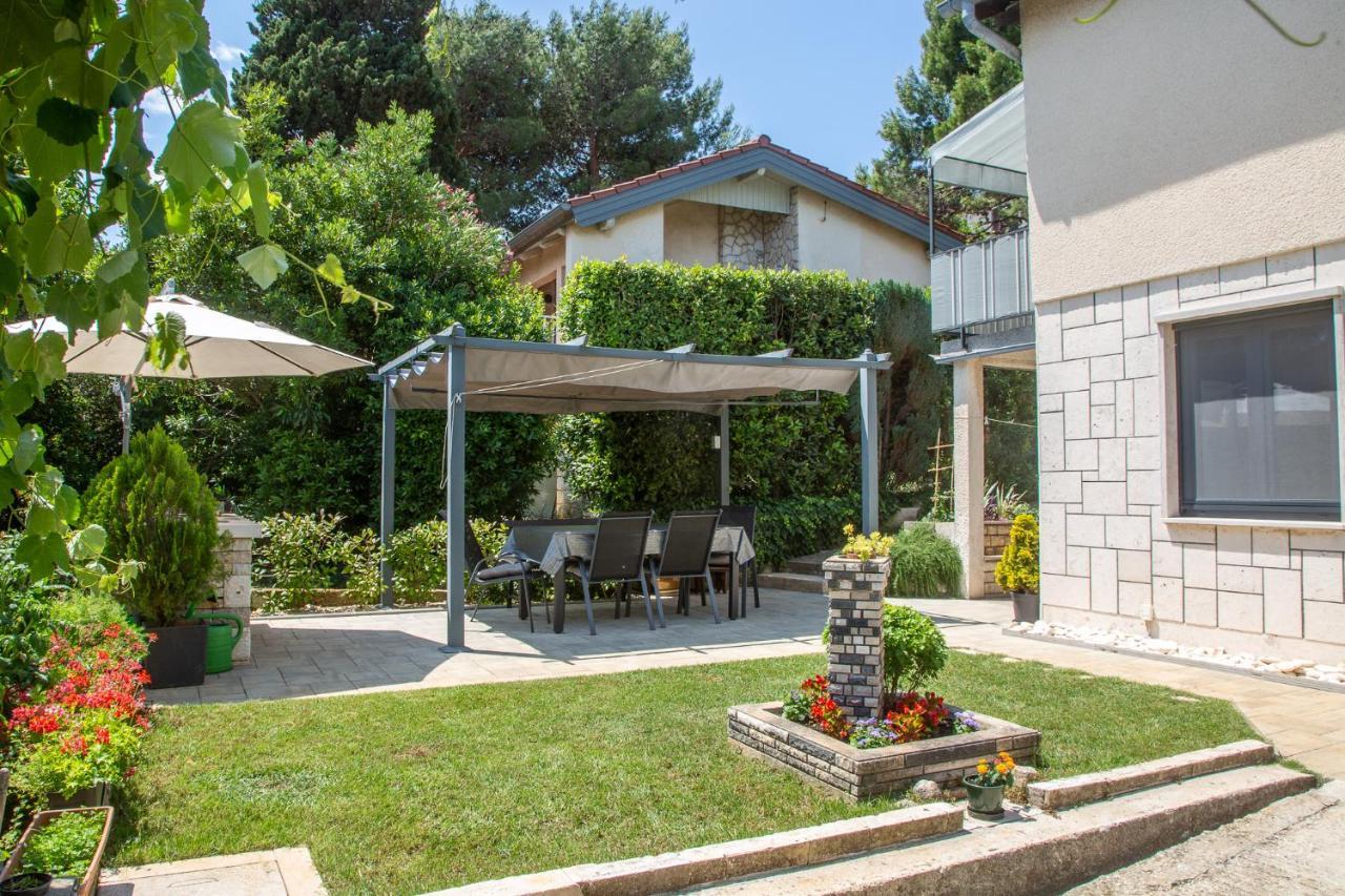 Apartmani Nena I Branko Premantura Esterno foto
