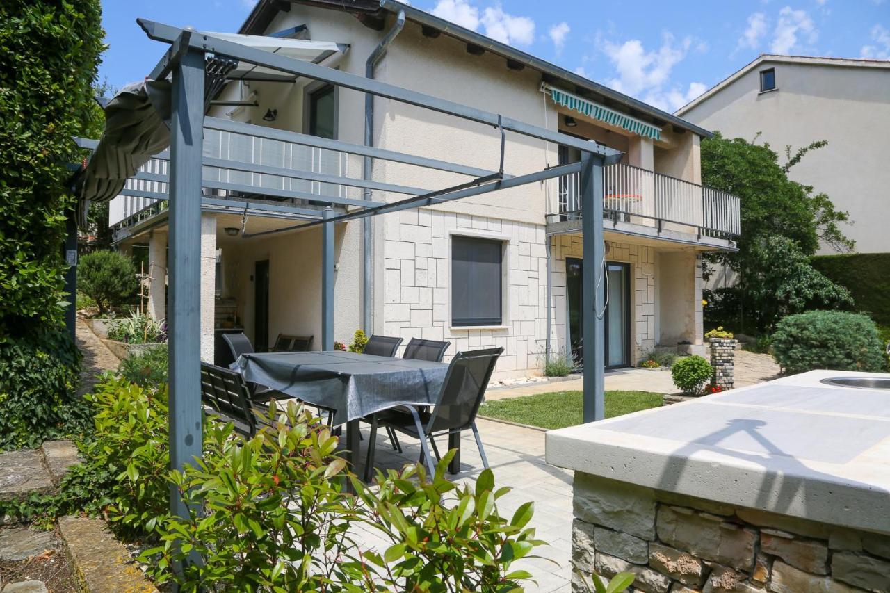 Apartmani Nena I Branko Premantura Esterno foto