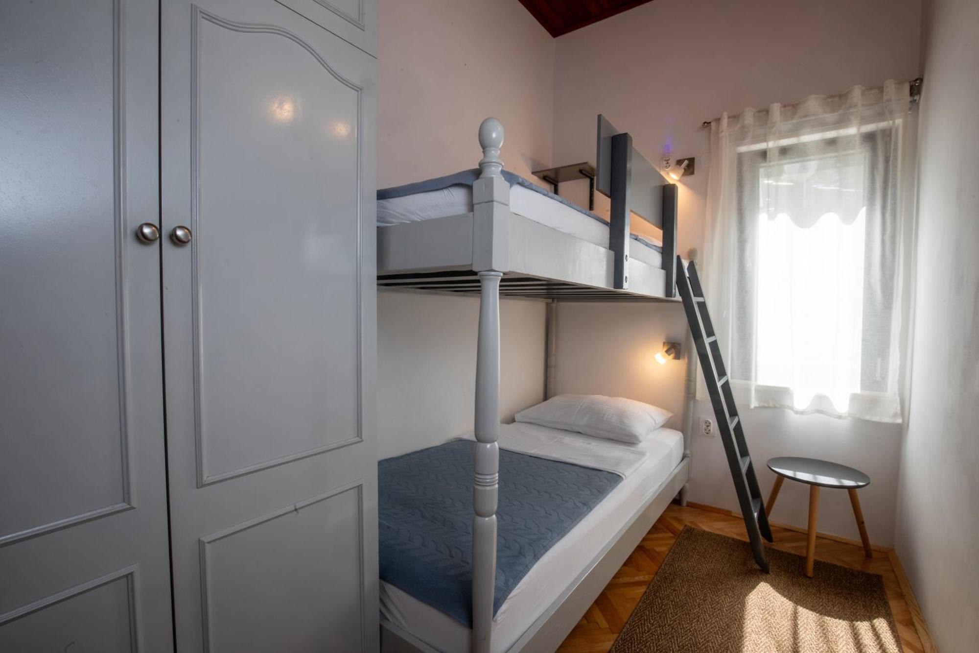 Apartmani Nena I Branko Premantura Esterno foto